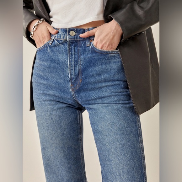 Reformation Joli High Rise Flare Jeans BNWT - Picture 4 of 6